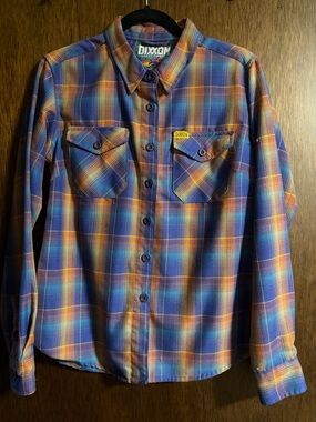 DIXXON FLANNEL CO “Main Street” Long-Sleeve Button-Up Shirt